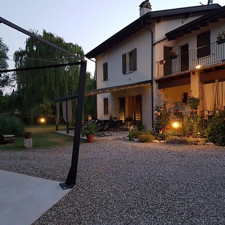 L'Isolo B&B E Case Vacanza Monzambano Dış mekan fotoğraf