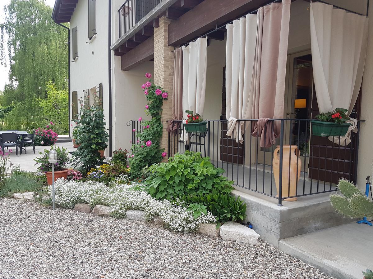 L'Isolo B&B E Case Vacanza Monzambano Dış mekan fotoğraf