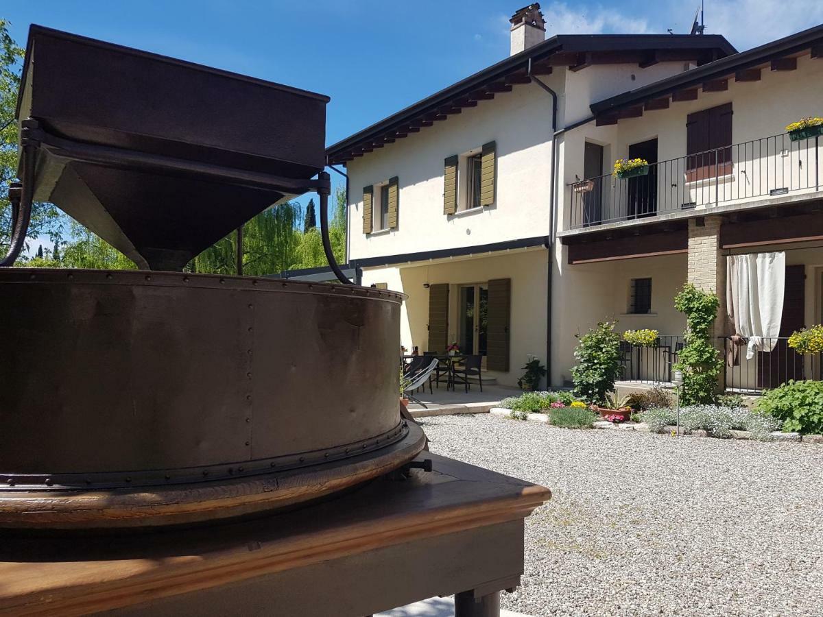 L'Isolo B&B E Case Vacanza Monzambano Dış mekan fotoğraf