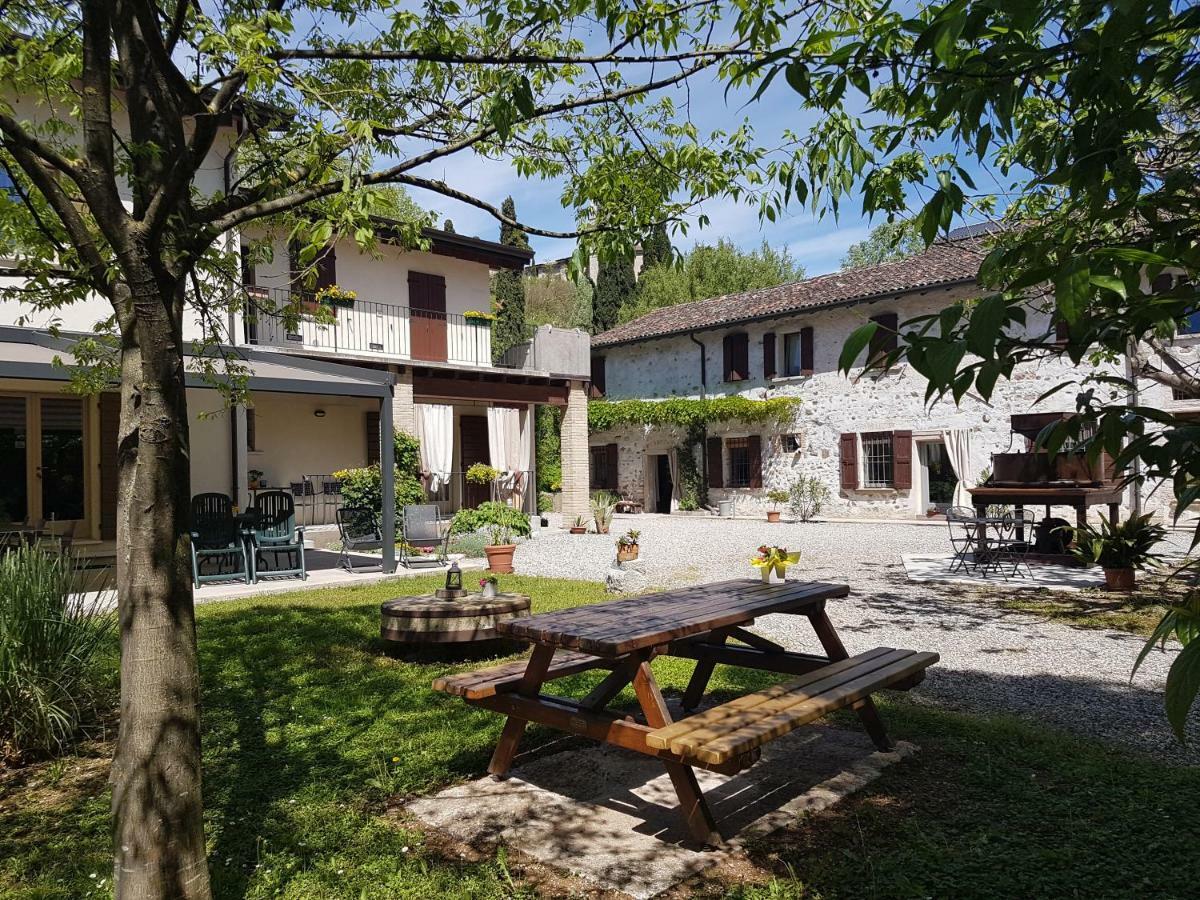 L'Isolo B&B E Case Vacanza Monzambano Dış mekan fotoğraf
